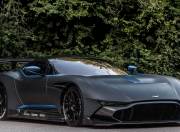 米兰体育官方网站-北欧风暴席卷东瀛，哈兰德领衔，里昂轻取日本背后的战术革命