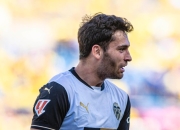 米兰体育官方网站-瓦伦西亚客场逆转胜，联赛排名上升