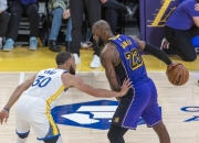 米兰体育官网-勇士遭逢两连败，客场不敌灰熊