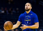 米兰体育网页版-勇士客场负于开拓者，遭遇失利