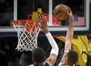 milan.com-雄鹿惊险战胜凯尔特人，字母哥关键表现