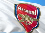 米兰体育官网-利物浦攻防转换加快，比赛节奏全面提升