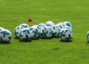 ac米兰-恩菲尔德防守细节优化，力求稳固后防