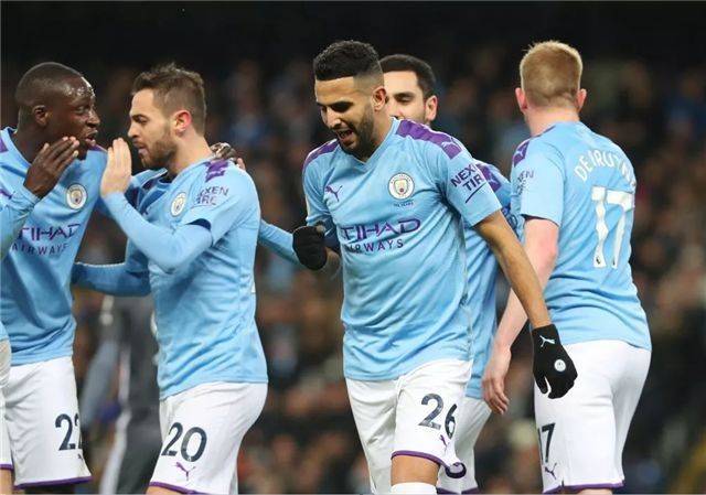 曼城主场取胜狼队，继续保持不败战绩