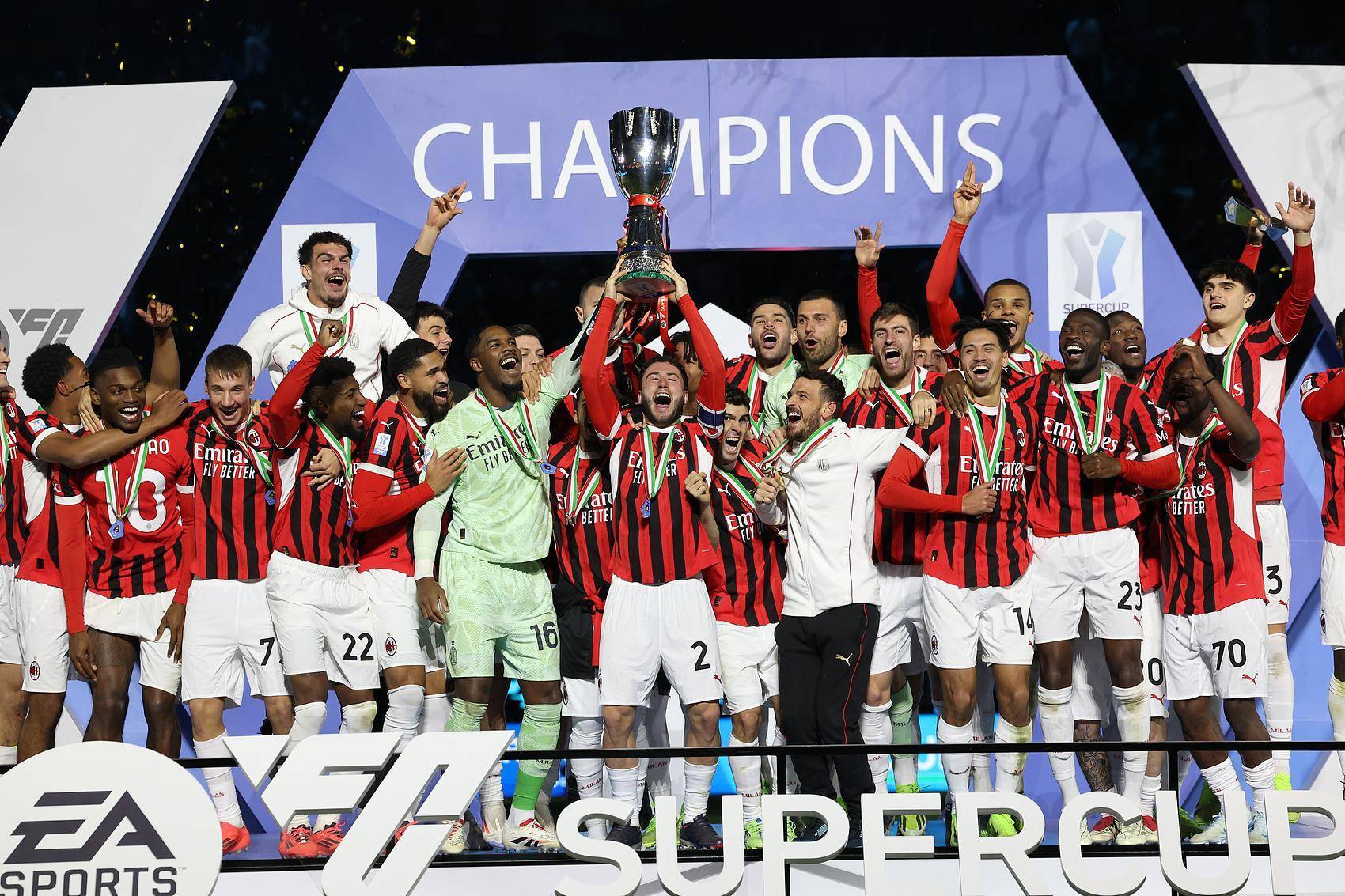 罗马将在主场迎战AC米兰,双方实力对比 罗马将在主场迎战AC米兰,双方实力对比