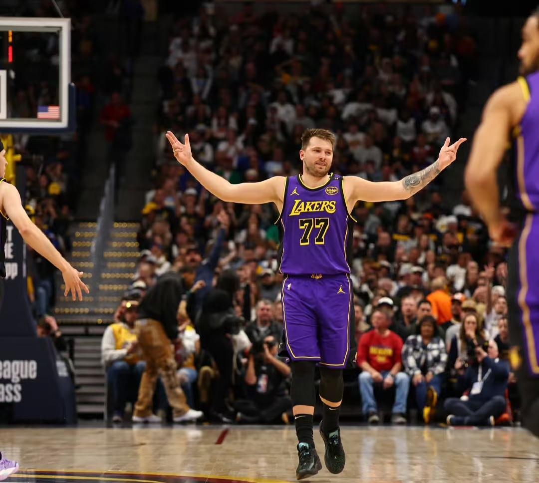 掘金大胜凯尔特人，湖人遭遇失败的简单介绍