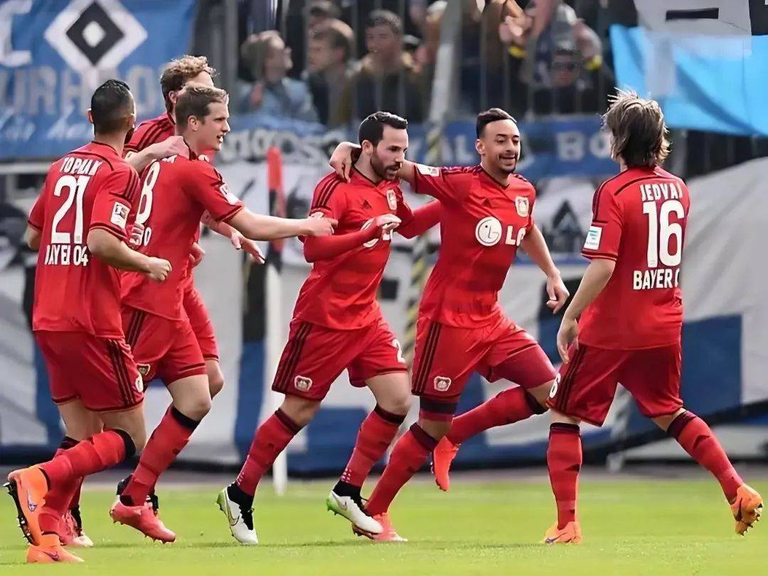 朗斯战胜对手，法甲加冕希望渐行渐近