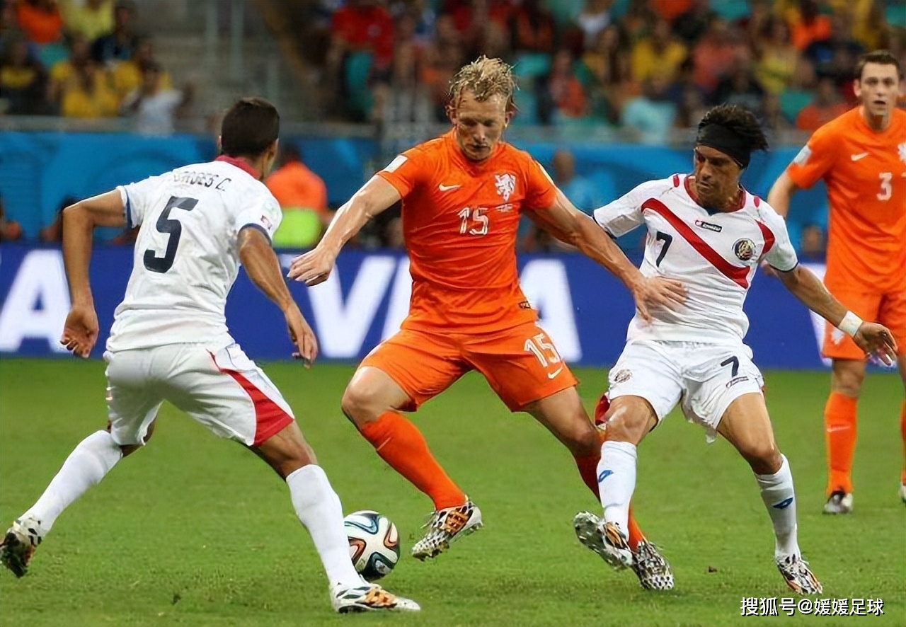 瑞士国家队首次晋级欧国联四强,备战半决赛大战 瑞士国家队首次晋级欧国联四强,备战半决赛大战