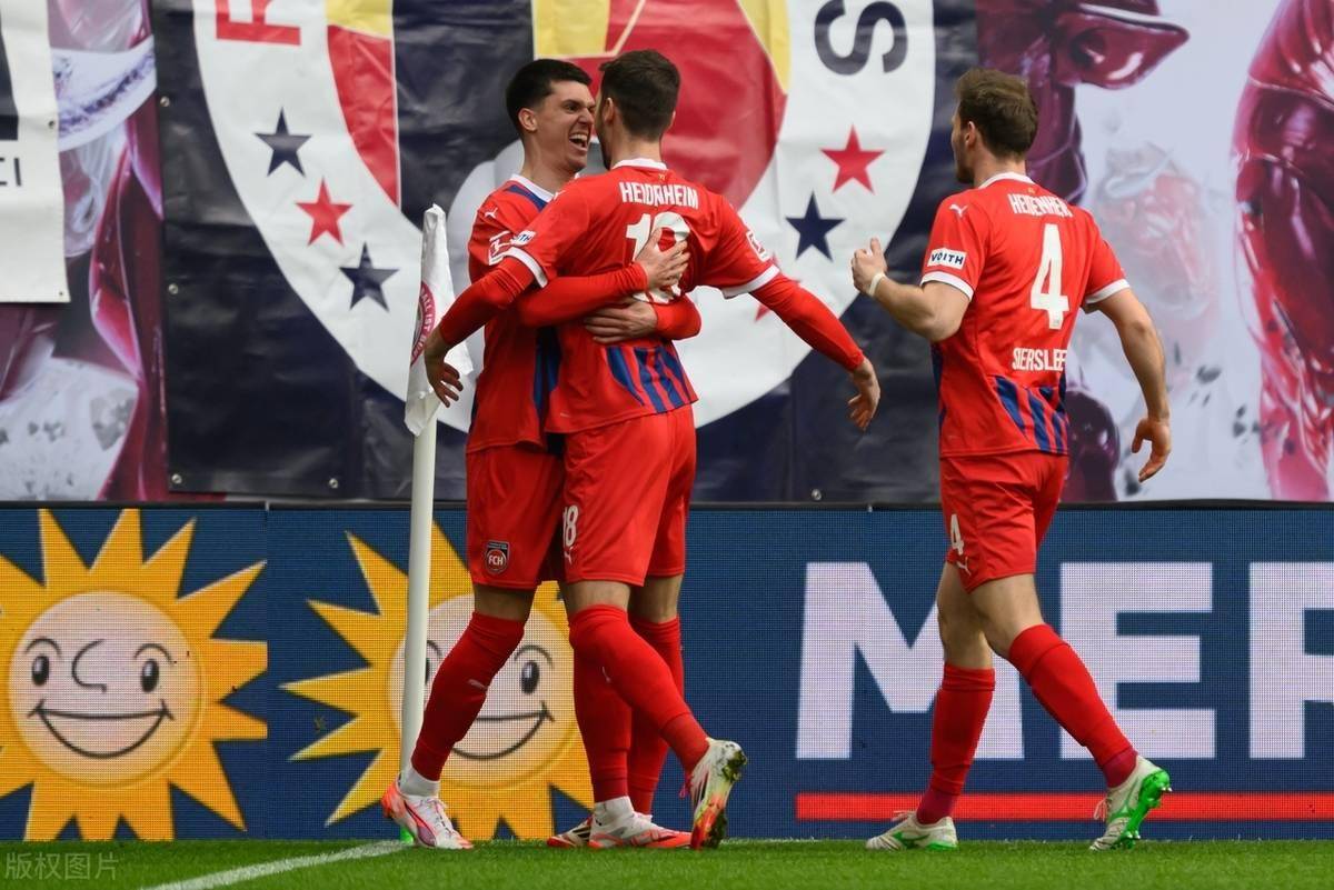 关于美因茨队员精湛技艺,连战连捷的信息 关于美因茨队员精湛技艺,连战连捷的信息