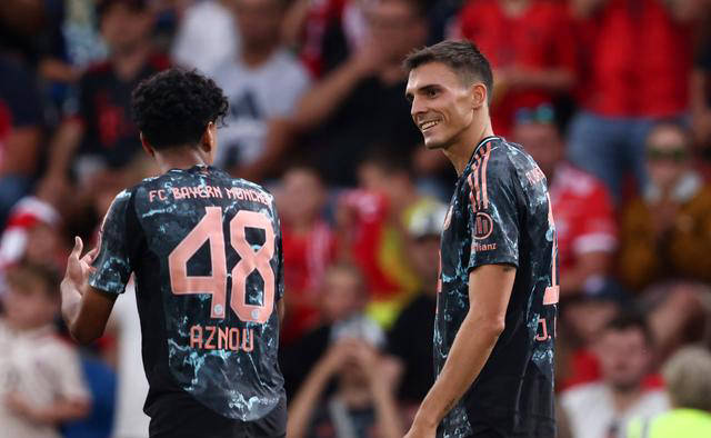 沃尔夫斯堡全队备战,期待下一场胜利 沃尔夫斯堡全队备战,期待下一场胜利