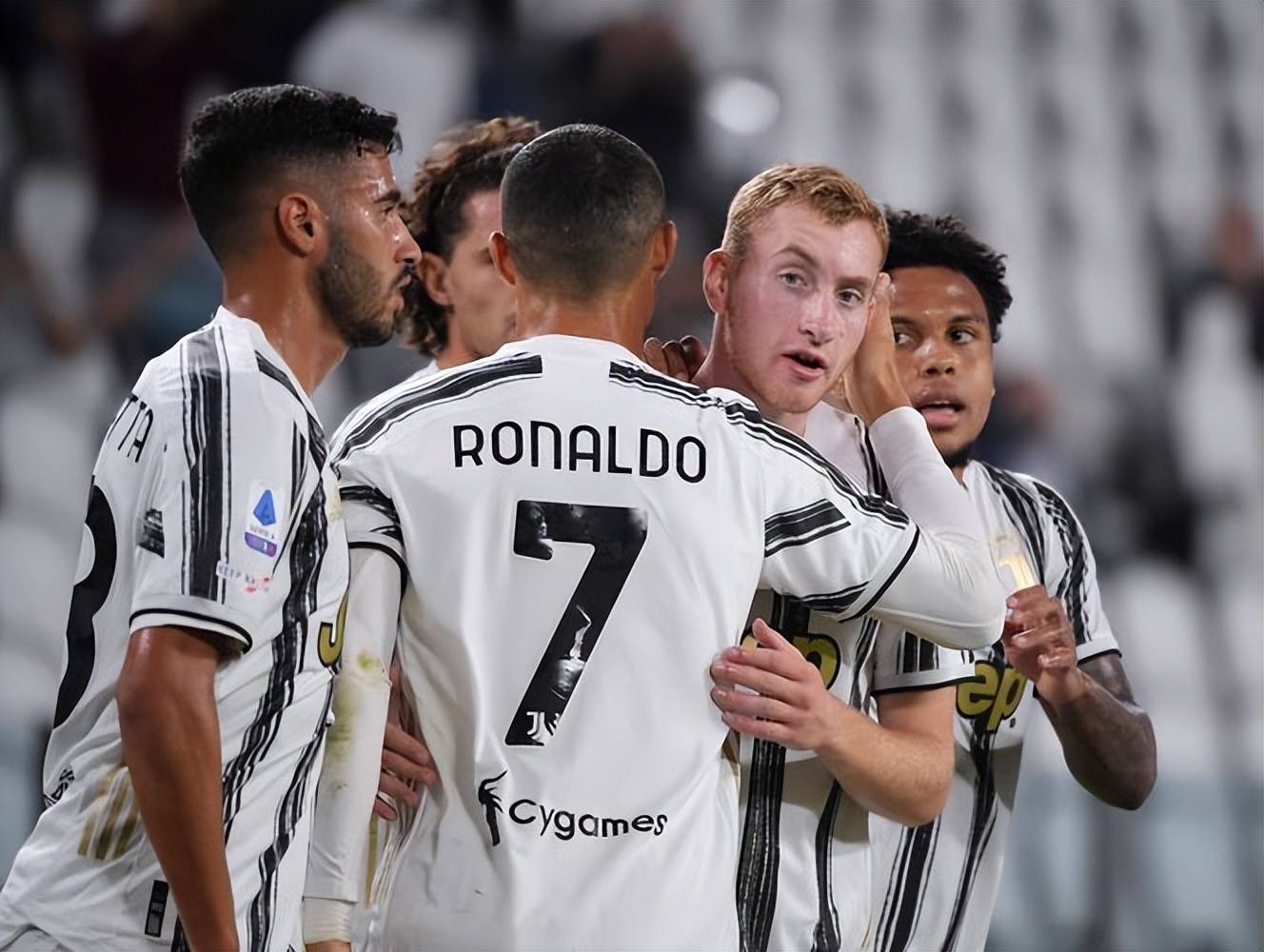 尤文图斯在国际顶级赛事中脱颖而出 尤文图斯在国际顶级赛事中脱颖而出