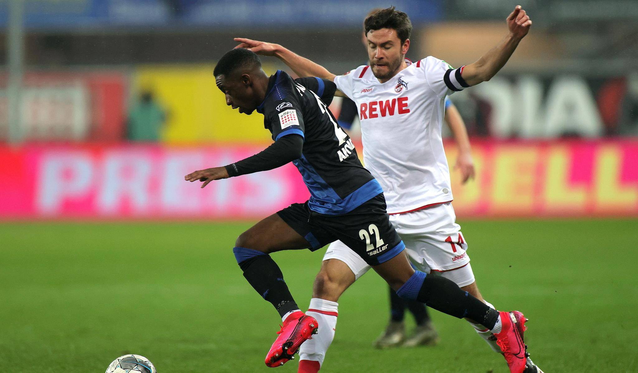 柏林赫塔主场战平对手收获一分