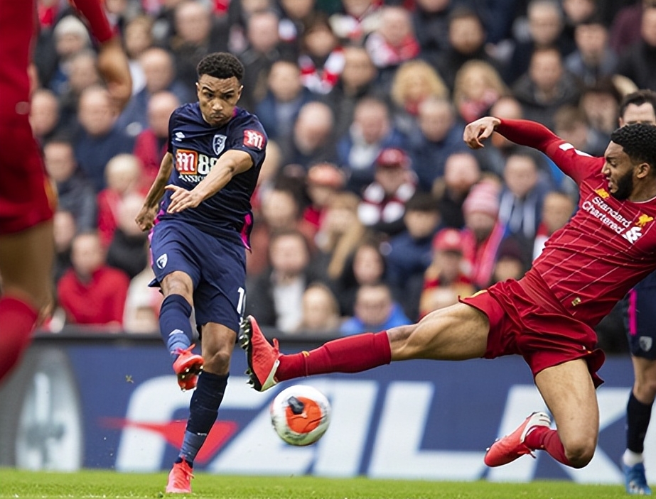 包含伯恩茅斯主场大胜，保级形势略微有望的词条