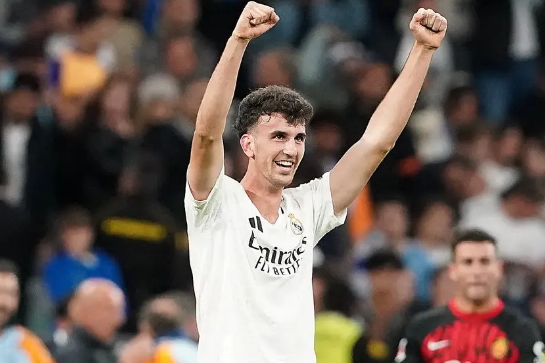 包含皇马中场掌控全局,顺利保持领先地位的词条 包含皇马中场掌控全局,顺利保持领先地位的词条