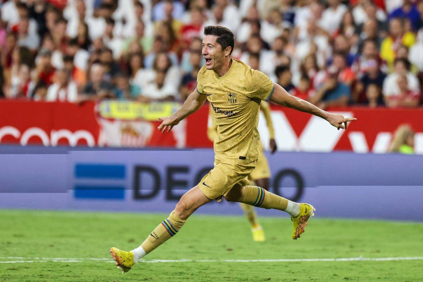 以色列前锋连场进球，表现让人惊叹的简单介绍