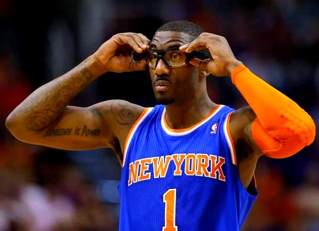 尼克斯不敌太阳，逆转失败遗憾终结