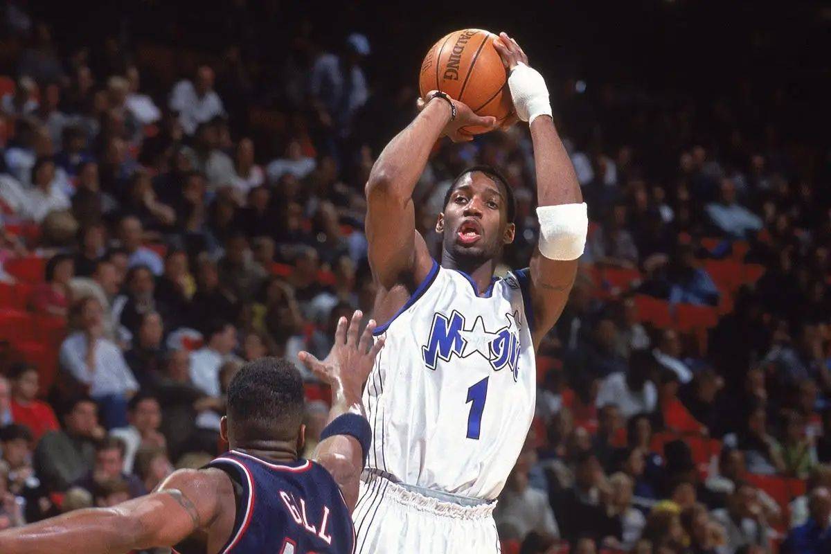 猛龙战胜魔术,近期表现强势 猛龙战胜魔术,近期表现强势