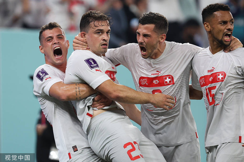 包含瑞士翻盘塞内加尔，卡拉斯科统治全场的词条